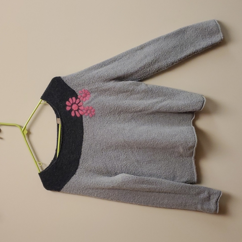 i.e. relaxed fuzzy sweater